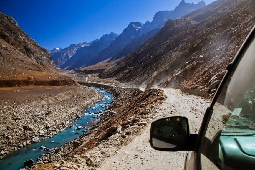 5 Days / 4 Nights Chandratal & Baralacha Pass Adventure